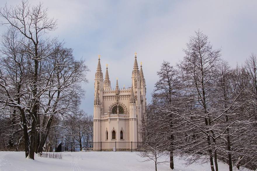 Готическая капелла в Петергофе