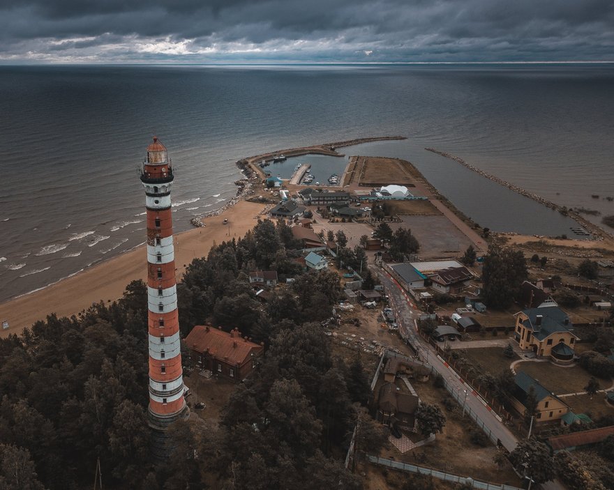 Осиновецкий маяк на ладожском озере пляж фото