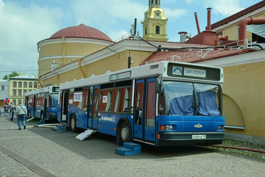 Туалет автобус в питере внутри