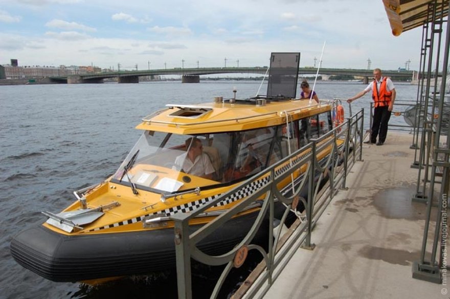 В городе появится заказ водного такси