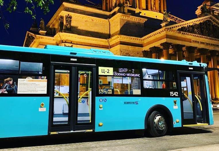 В «Ночь музеев» в Петербурге будут курсировать специальные автобусы