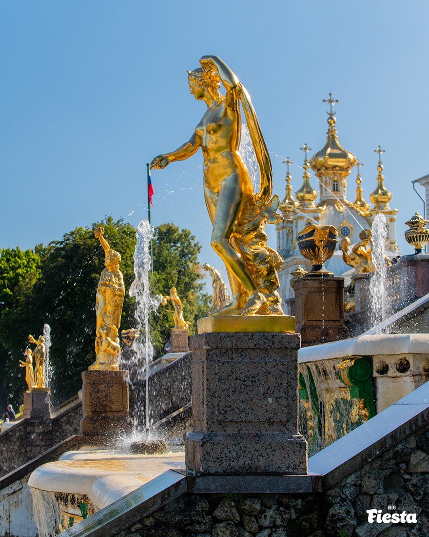 ⛲️ Сезон фонтанов в Петергофе завершится 13 октября