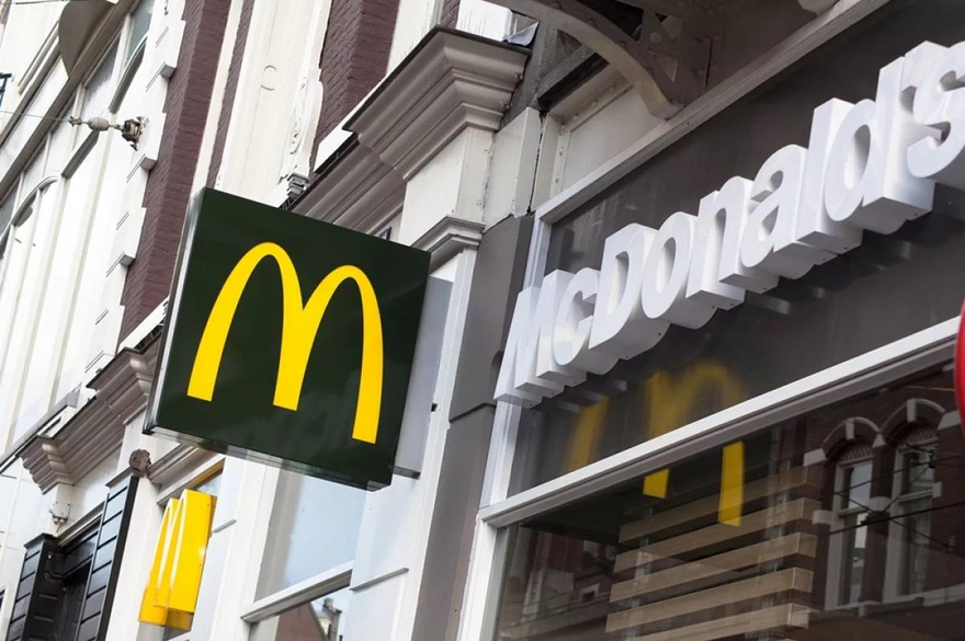 McDonald’s, Coca-Cola, Visa, MasterCard, PepsiCo и Apple первыми вернутся в Россию, заявили политологи