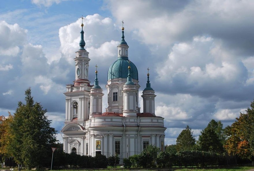 Загородная поездка: Кингисепп — старинный город на берегу реки