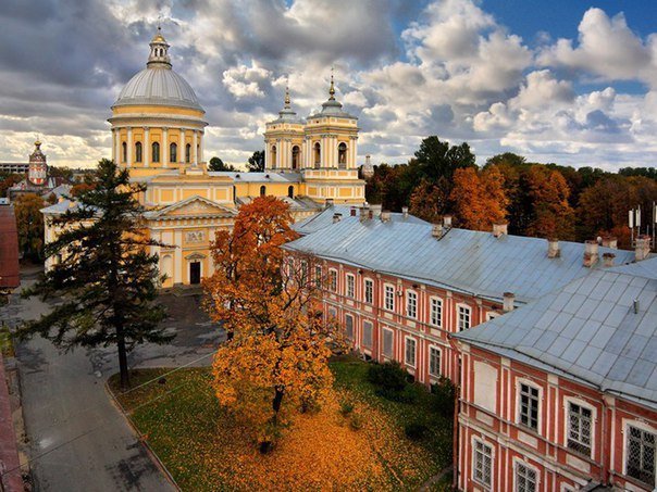 почему староневский проспект так называется