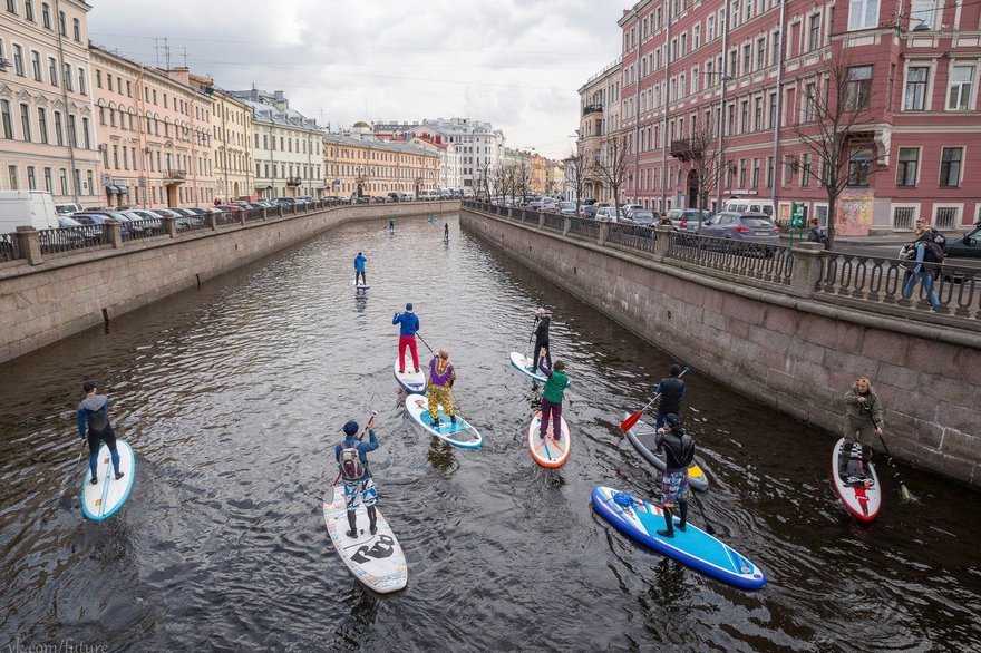 Sup-серфинг в Петербурге